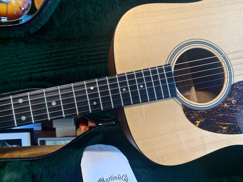 Martin D-16GT Left-Handed