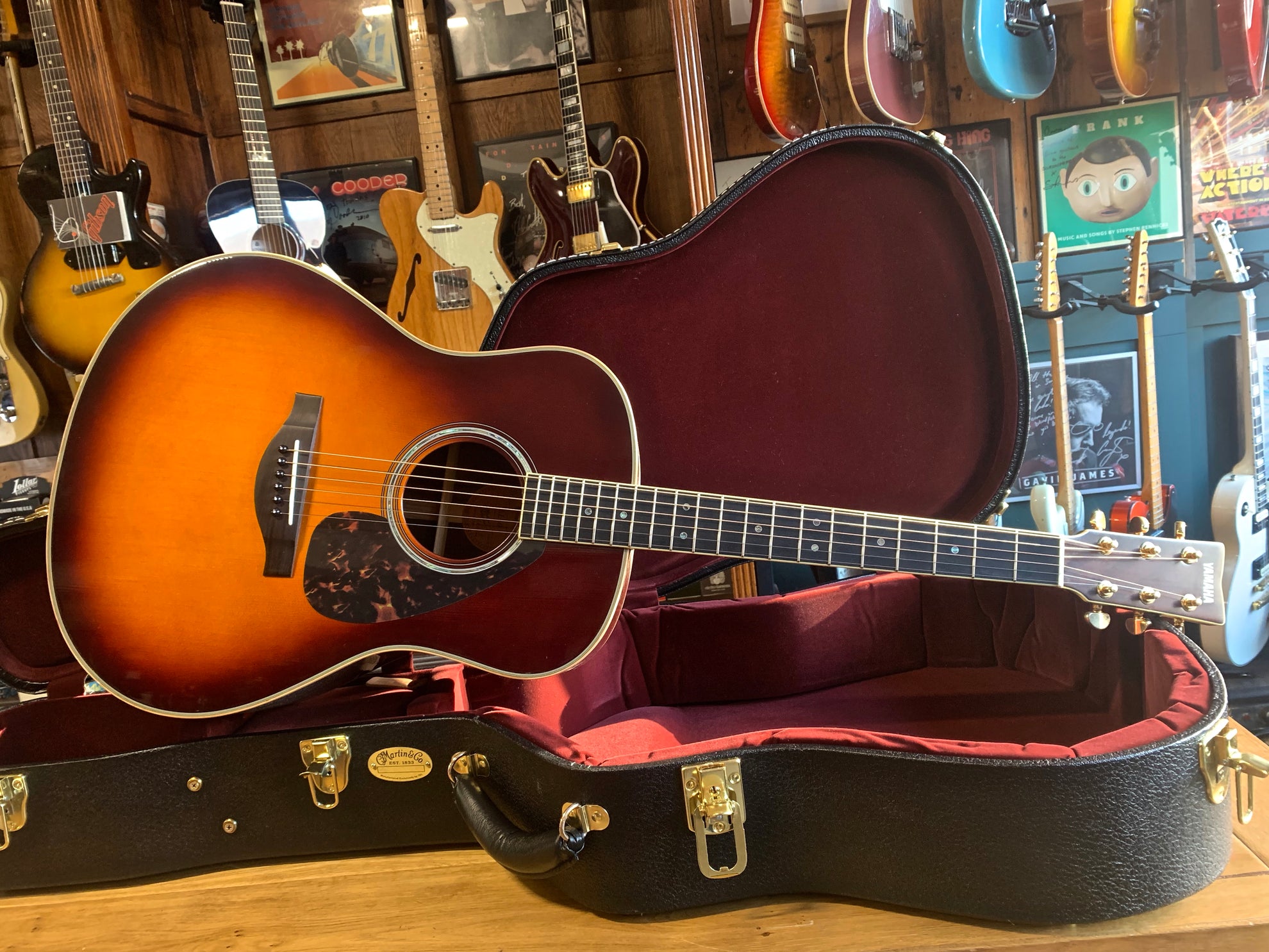 Yamaha LL16 - Some Neck Guitars