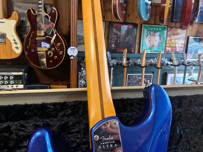 Fender American Ultra Stratocaster Cobra Blue 2019