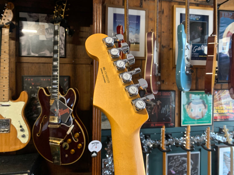 Fender American Ultra Stratocaster Cobra Blue 2019