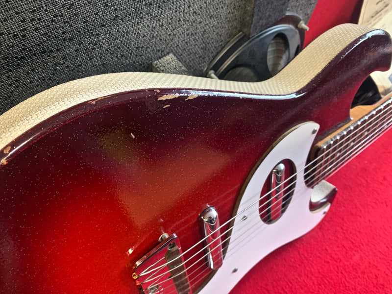 Silvertone 1457 w/ Amp Case 1965
