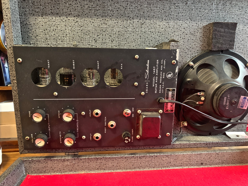 Silvertone 1457 w/ Amp Case 1965