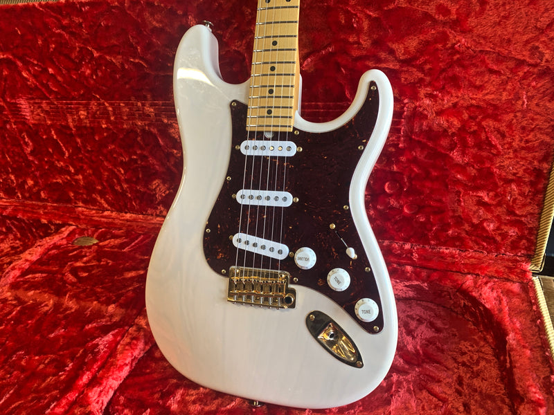 Suhr Classic S Trans White