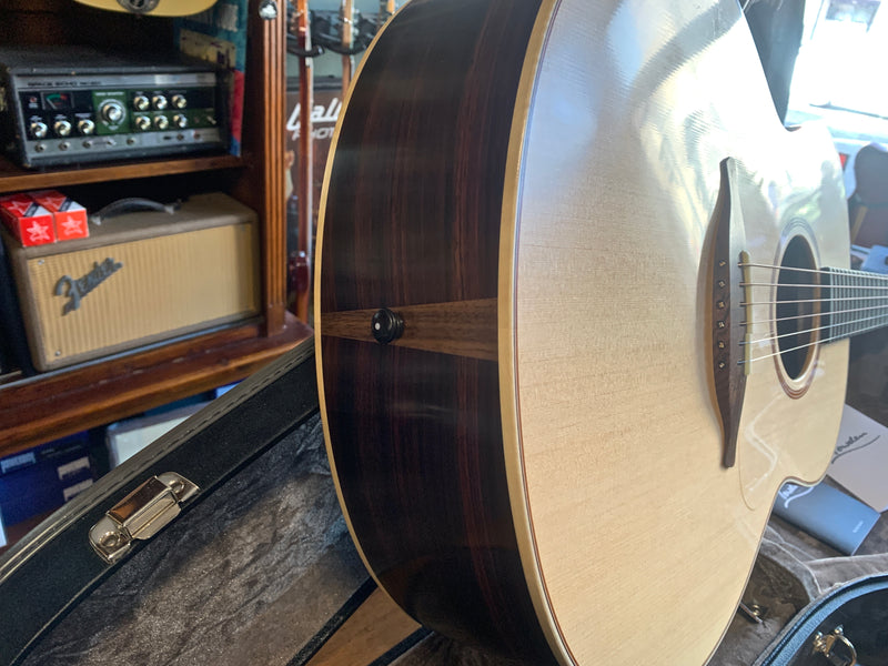 Lowden F-32 2020
