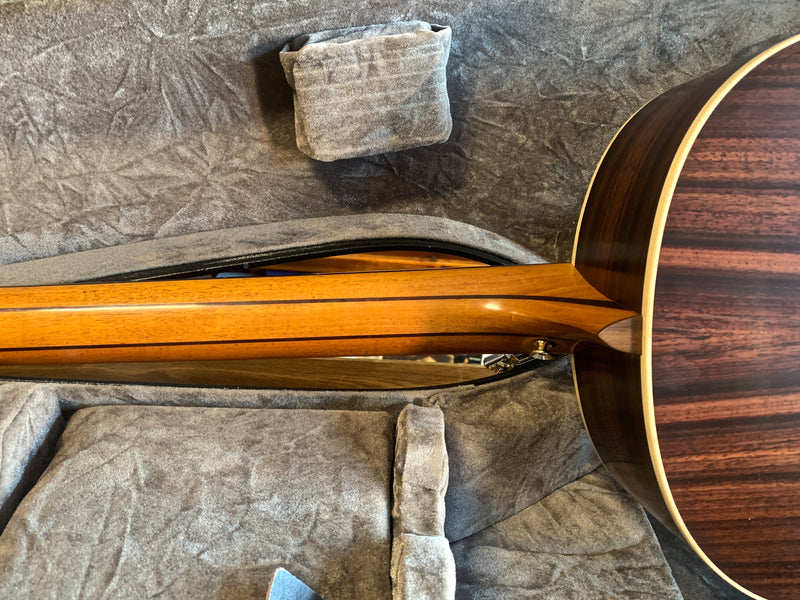 Lowden F-32 2020