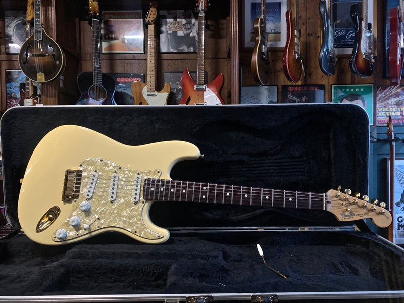 Fender USA Special Edition Stratocaster Vintage White 1993