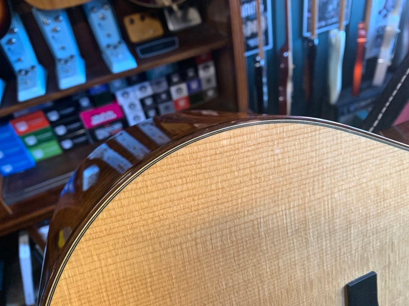 Martin D-18 Modern Deluxe 2018